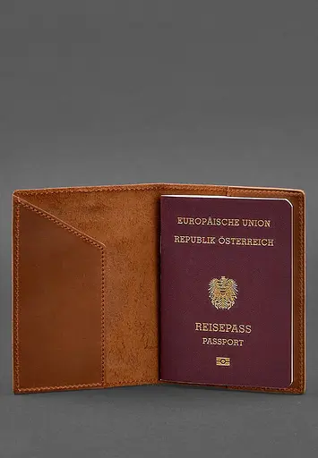 Кожаная обложка для паспорта с австрийским гербом светло-коричневая Crazy Horse - фото 3