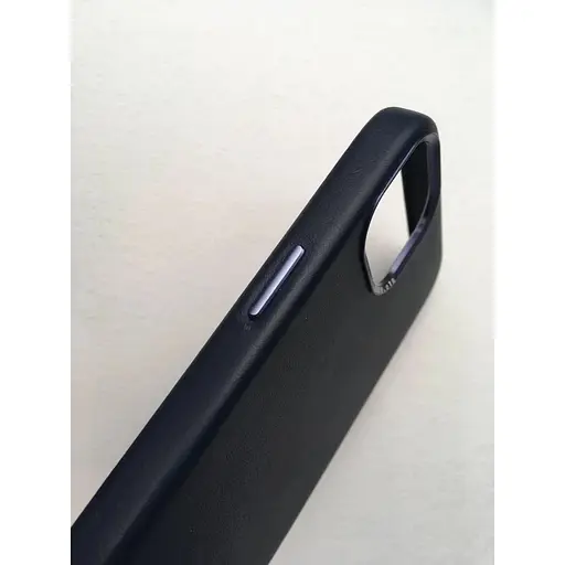 Оригинальный кожаный чехол Decoded Leather Case MagSafe для Apple iPhone 13 (6.1") Matt Navy Blue - фото 6