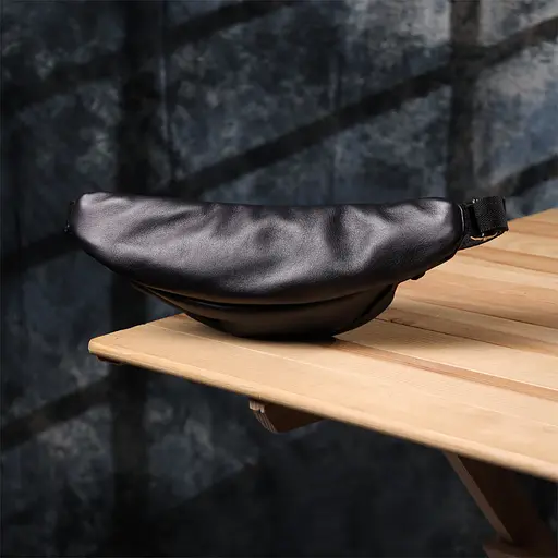 Зручна чоловіча бананка відмінної якості з гладкої натуральної шкіри SHVIGEL 34х14х7 см sum0028970 - фото 10