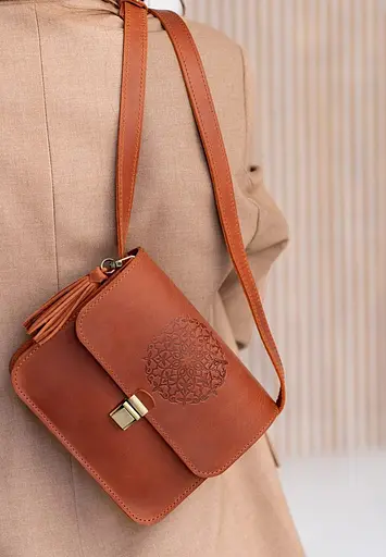 Шкіряна жіноча бохо-сумка Лілу світло-коричнева Crazy Horse - фото 8