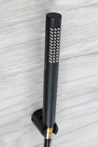 Смеситель для ванны и душа Rea Salto black gold REA-B6352 Черный - фото 3