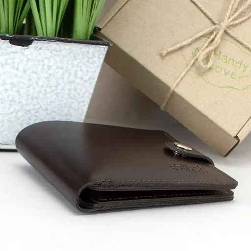 Кошелек кожаный мужской коричневый Handycover HC0042 на кнопке - фото 4