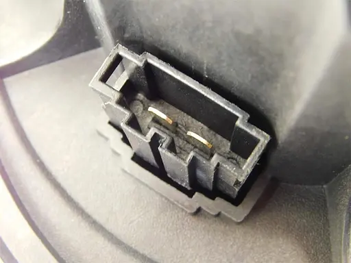 Мотор вентилятора пічки отопелювача салону 1K2819015 VAG - фото 2