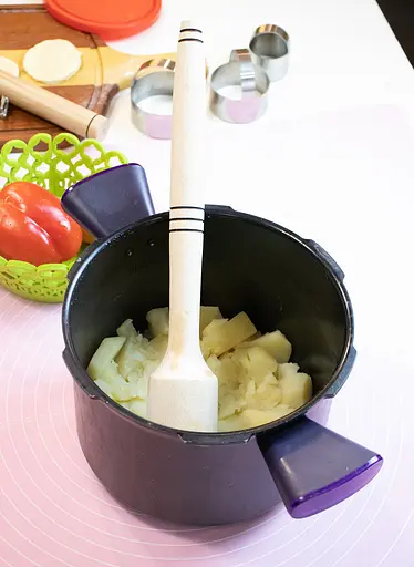 Толкушка картофелемялка фигурная средняя для картошки деревянная 30 см, Woodly Бежевый 84902 - фото 5