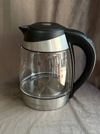 Дисковой стеклянный электрочайник Grunhelm EKG-25012 1,8л LED RGB подсветка 2200Вт Черный/Серый - фото 5