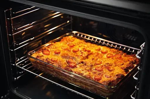 Духовой шкаф электрический Electrolux 65 л EOF3H40BW - фото 6