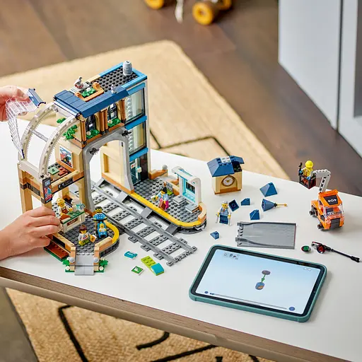 Конструктор LEGO City Центральный железнодорожный вокзал 752 детали (60469) - фото 12