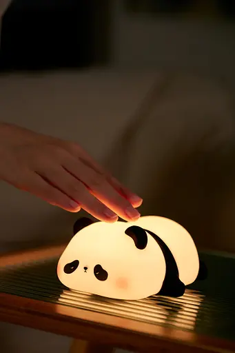Силиконовый беспроводной ночник "Лежащая панда" - фото 8