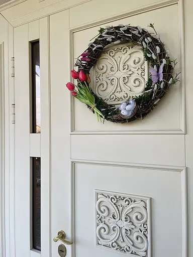 Весенний декоративный венчик Hvoya Весенняя роскошь с тюльпанами и котиками 45 см - фото 4