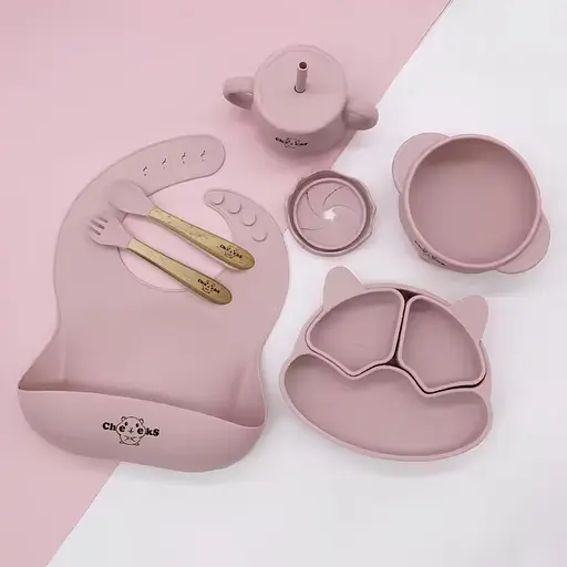 Набор силиконовой детской посуды Cheeks для прикорма на присосках из пищевого силикона нежно-розовый + Силиконовая соска пустышка ортодонтическая губки для новорожденных малиновая - фото 2