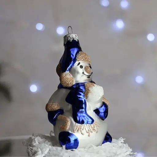 Ялинкова прикраса Санта Шоп Кольоровий сніговик синій скло (4820001155525) - фото 2