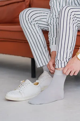 Шкарпетки чоловічі однотонні класичні високі безшовні якісні ORGANIC cotton JILL ANTONY Сірий, 42-43 - фото 4