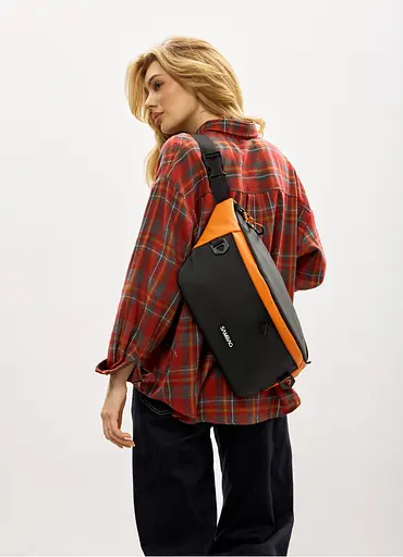 Женская сумка-бананка под ноутбук Sambag Urban Laptop черно-оранжевая 46×26 см (51411129) - фото 3