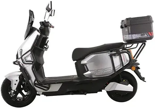 Электроскутер Двухместный Crosser V1 (2000W, 72V/23Ah) +Кофр-багажник Белый - фото 2