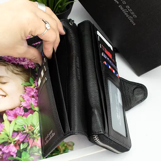 Гаманець жіночий шкіряний De Eesse LC14621-GD01 великий з ручкою чорний - фото 5