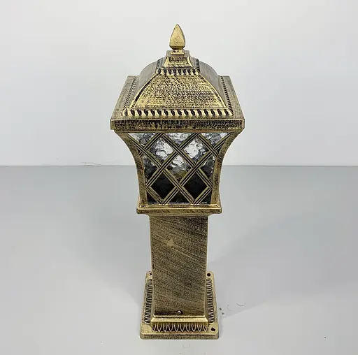 Стильний світильник для вулиці в корпусі застаріле золото | Line F | Арт. 3242-60 BG - фото 1