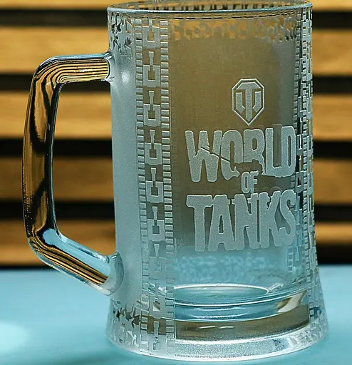 Пивний келих 660 мл World of Tanks з гравіюванням геймерська кружка для танкіста  Подарунок фанату WoT - фото 2