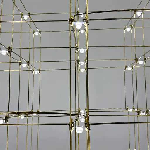 Золота геометрична люстра у формі паралелепіпеда 72*60*60 см | Line F | Арт. MJ199-720*600*600 Titanium - фото 2