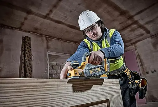 Рубанок аккумуляторный DeWalt без АКБ и ЗУ DCP580N - фото 6