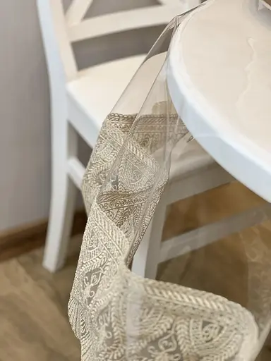 Силіконова скатертина з бежевим мереживом Рішельє 15 см 230х180 см - фото 4