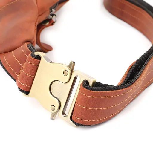 Практична сумка-бананка для чоловіків із натуральної вінтажної шкіри SHVIGEL 34х12х4 см sum0027477 - фото 6