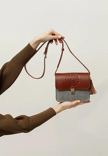 Фетрова жіноча бохо-сумка Лілу з шкіряними коричневими вставками - фото 6