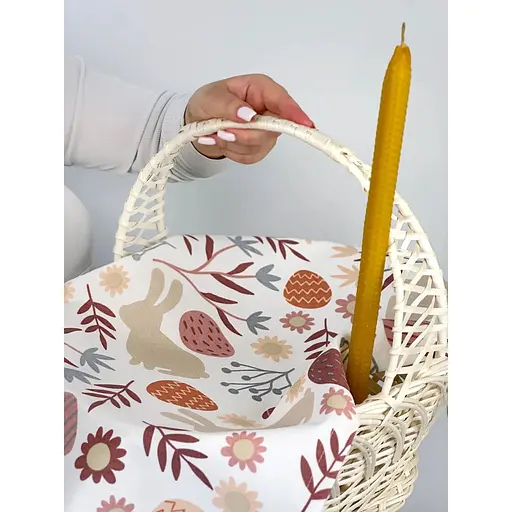 Великодній кошик Галичина білий із водовідштовхувальним рушничком 70х40 см Великодня пасочка та свічка