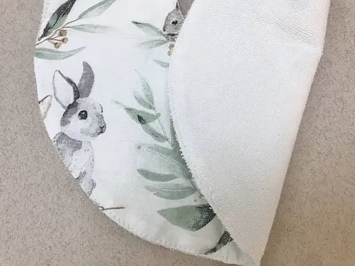 Непромокаемый слюнявчик Moontime "Лесные друзья" - фото 2