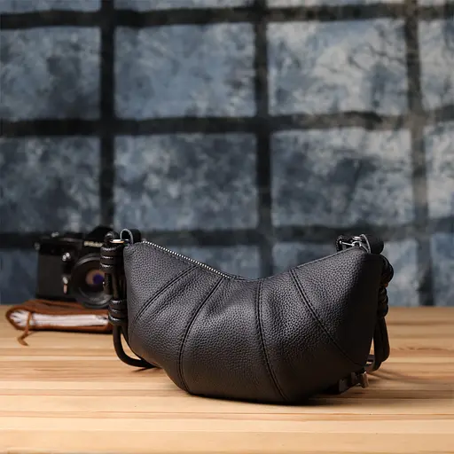 Женская полукруглая сумка Vintage из натуральной кожи 25х14х4 см sum0027521 - фото 10