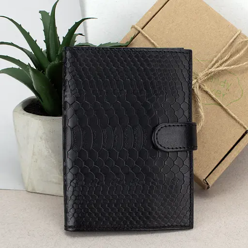 Обложка на паспорт и права кожаная 2 в 1 на кнопке черный питон - фото 1