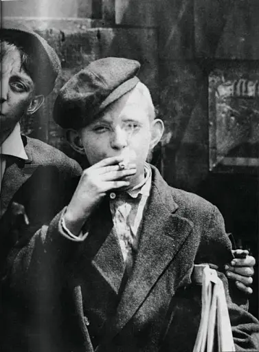 Lewis W. Hine. America at Work - фото 5