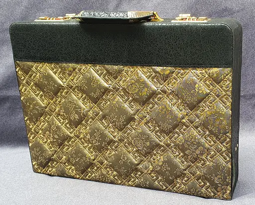 Набор столовых приборов Swiss Family 187 Versace на 12 персон в подарочном кейсе 48 предметов - фото 10