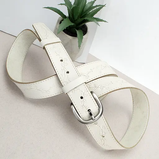 Ремень кожаный женский молочный батальный SF-3531 (145 см) с цветами - фото 3