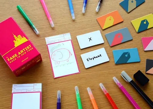 Настольная игра Oink Games Фальшивый художник едет в Нью-Йорк (A Fake Artist Goes To New York) (англ.) (PS001) - фото 2