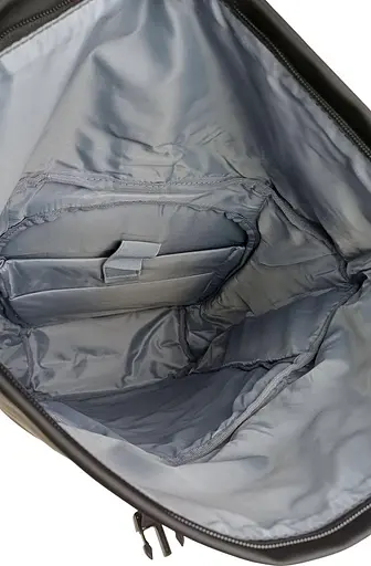 Прорезиненный молодежный рюкзак 18L Rolltop-Rucksack черный LS sum0028840 - фото 8