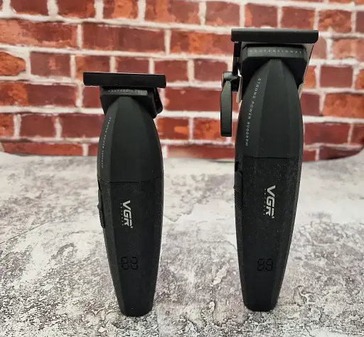 Профессиональный набор VGR V-640 (Машинка для стрижки + Триммер, 9000 об/мин, LCD-дисплеи) - фото 2