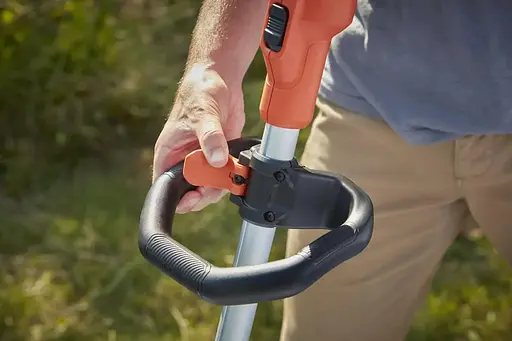 Аккумуляторный триммер Black&Decker с АКБ и ЗУ BCSTE636L1 - фото 5