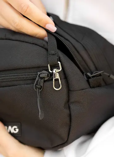 Женская сумка через плечо бананка Sambag Flex черная тканевая 30×17×15 см (85351065) - фото 3