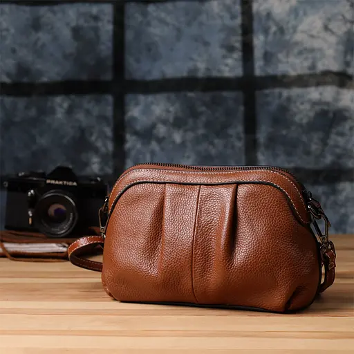 Жіноча сумка з драпіруванням з натуральної шкіри Vintage 23х15х7 см 000315804 - фото 9