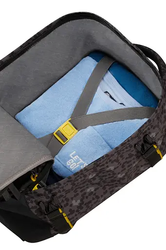 Рюкзак S American Tourister TAKE2CABIN DISNEY MICKEY URBAN PIXEL 40x25x20 62C*18001 - фото 2