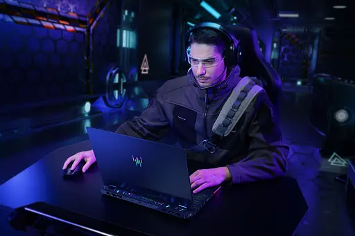 Ноутбук Acer Predator Helios 16 PH16-73 16" OLED Intel U9-275HX 64GB F2TB NVD5090-24 Win11P чорний - фото 6