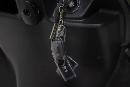 Електроскутер Двомісний Crosser CR20 (2500W, Графенова батарея 72V/24Ah) Чорний - фото 8