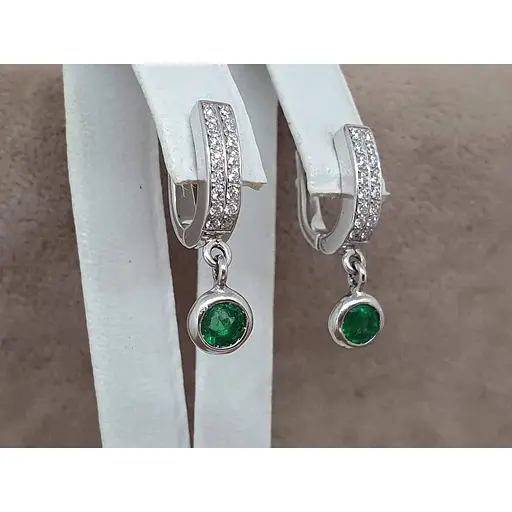 Золотые серьги Iris с бриллиантами и изумрудами. 1СИ21277 - фото 3