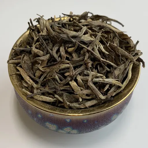 Белый чай Пуэрные почки Я Бао из молодых деревьев 100 г