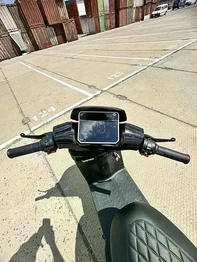 Электроскутер Двухместный Crosser CR14 (1000W, 72V/24Ah) Черный - фото 4