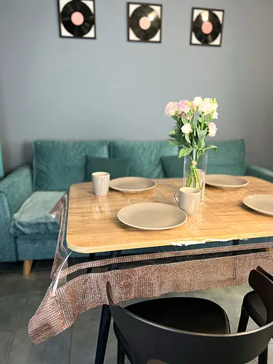 Скатертина силіконова з коричневою стразовою стрічкою подвійною 400х110 см - фото 3