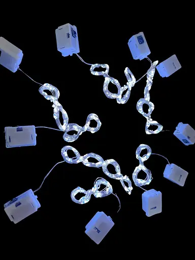 Світлодіодна гірлянда на срібному дроті 2M 20 LED біле світло, три режими, набір 10шт, батарейки в - фото 2