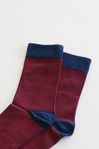 Носки с принтом цветные полосы высокие бесшовные воздухопроницаемые качественные ORGANIC cotton JILL ANTONY Малиновый, 42-43 - фото 2