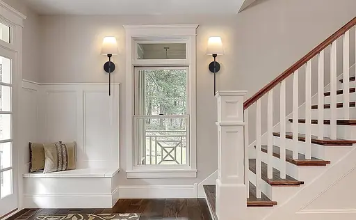 Настінний світильник із вигином труби - фото 4