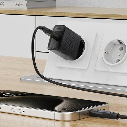 Мережевий зарядний пристрій Acefast A104 Type-C PD25W чорний - фото 2